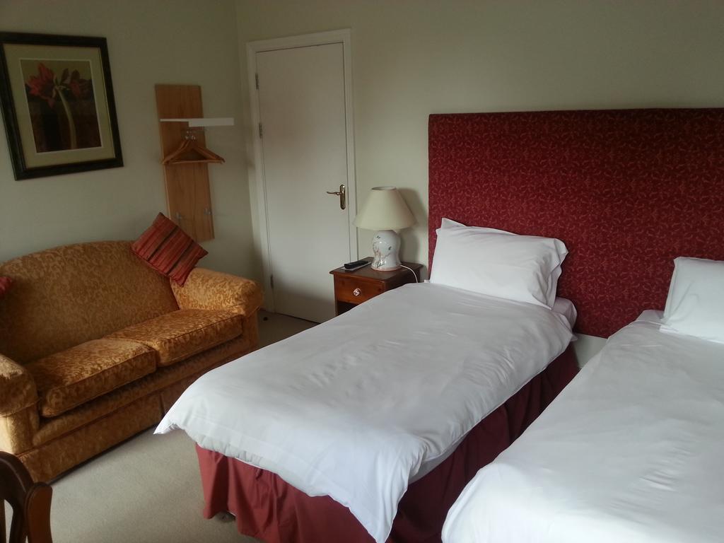 Tom Crean Base Camp - Food Drink Bed Otel Kenmare Oda fotoğraf